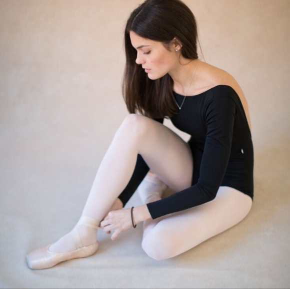 Black low back bodysuit - Picture 6 of 6